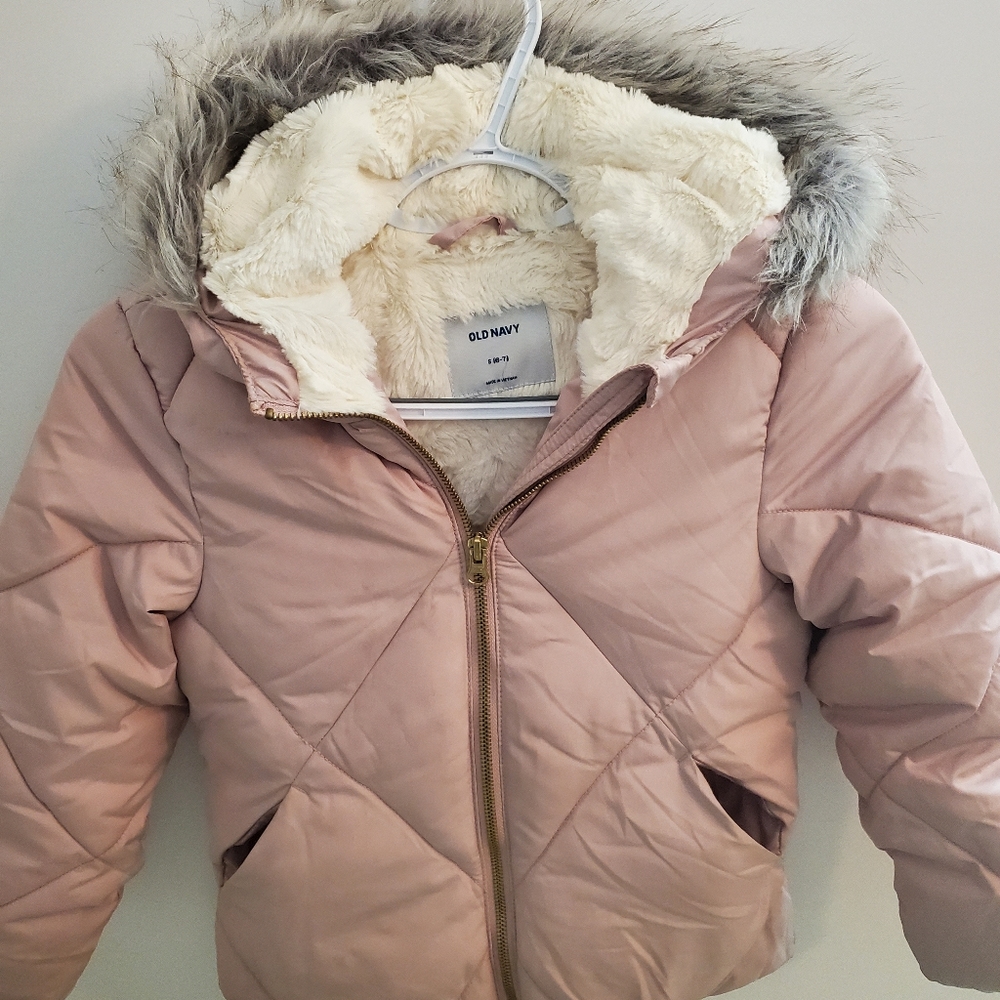 Girls Old Navy winter jacket size 6/7